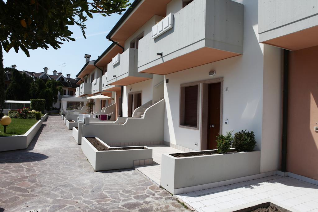 Residence Equilio Lido di Jesolo Exterior foto